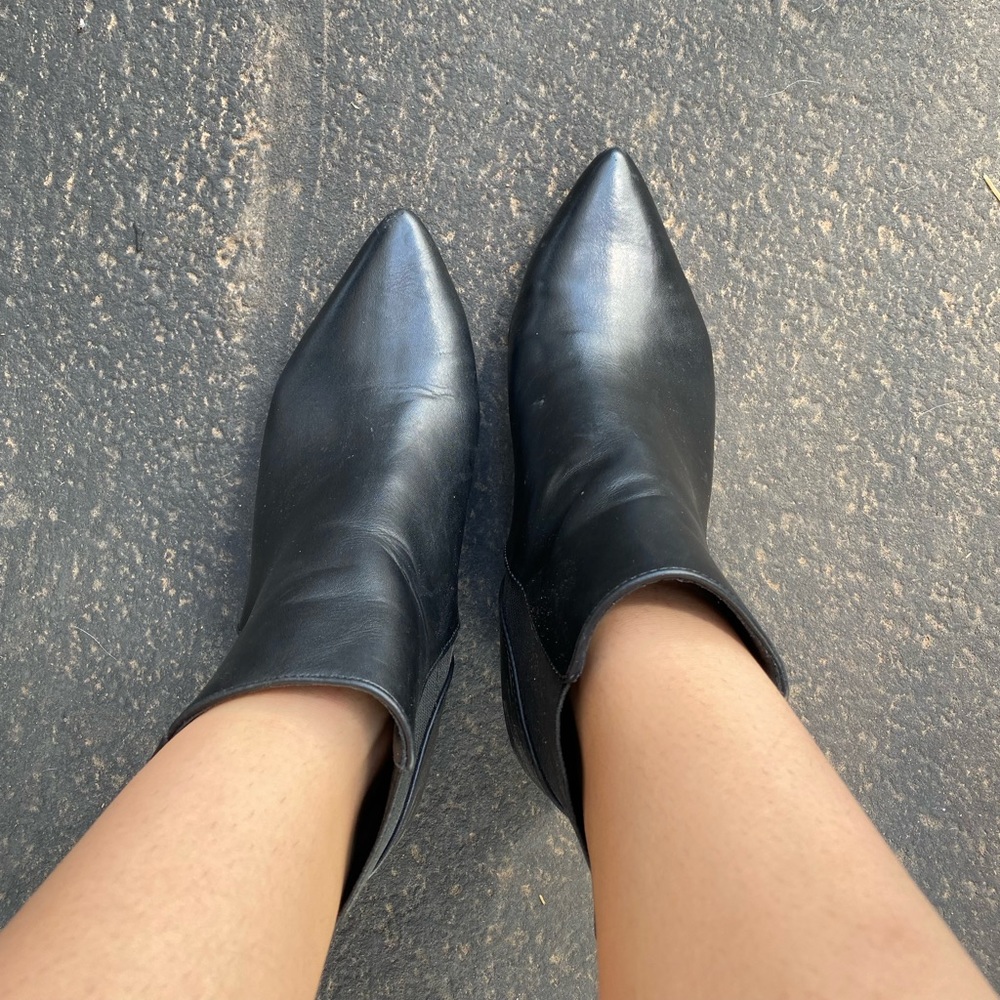 Lulu's pointed black booties
